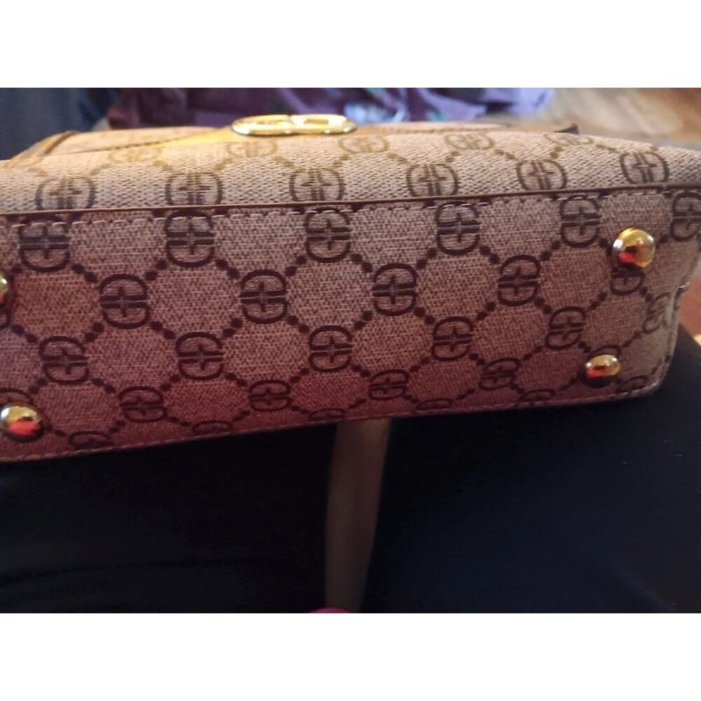 Handbag - Picture 3 of 7
